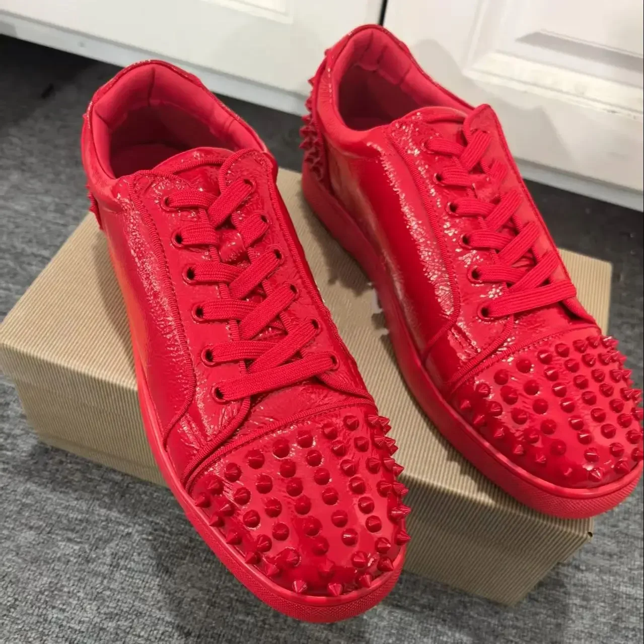 Men Shoes H&M - Tênis masculino de couro envernizado vermelho